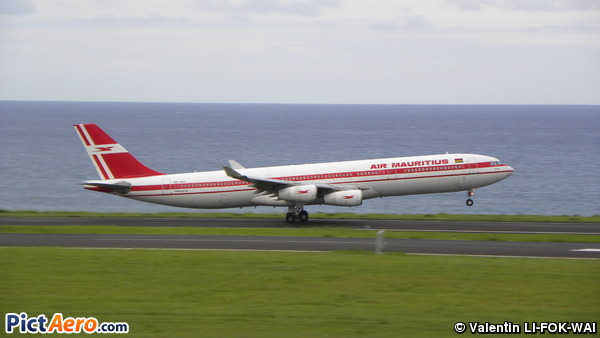 Airbus A340-312 (Air Mauritius)
