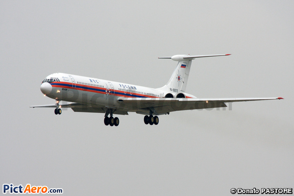 Tupolev Tu-114 (Russia - Ministry for Emergency Situations (MChS))