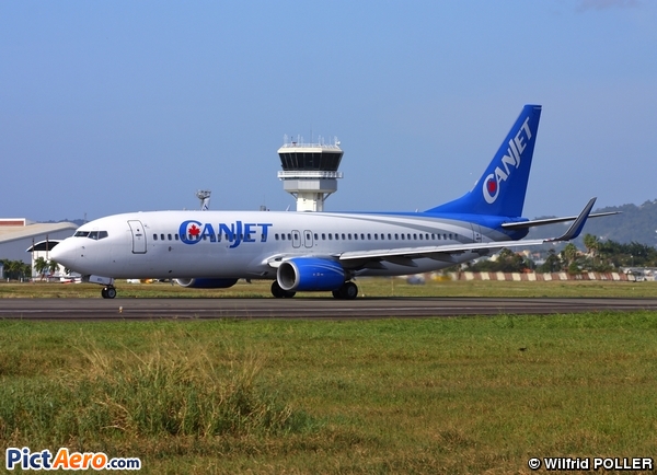 Boeing 737-8AS (CanJet Airlines)