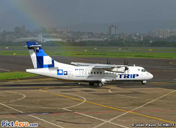 ATR 42-500 (TRIP Linhas Aéreas)