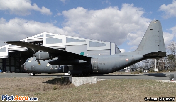 Lockheed C-130H-30 Hercules (L-382T) (France - Air Force)