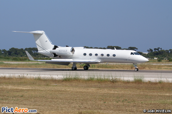 Gulfstream Aerospace G-450 (Executive Jet Managment)