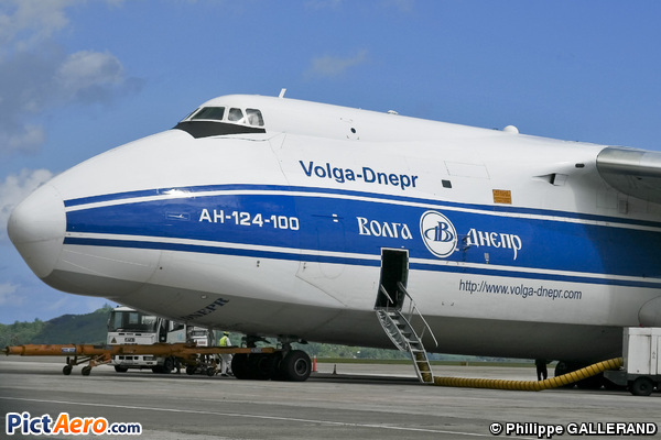Antonov An-124-100 Ruslan (Volga Dnepr Airlines)