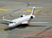 Bombardier Challenger 800 (G-IGWT)