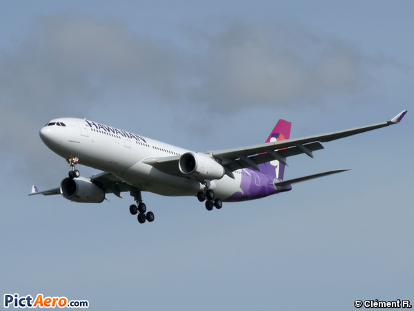 Airbus A330-243 (Hawaiian Airlines)