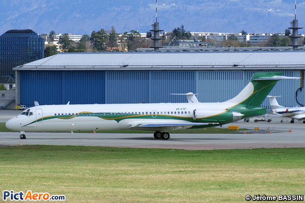 McDonnell Douglas MD-87 (Amac Aerospace)