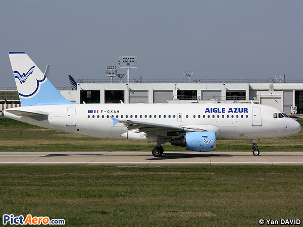 Airbus A319-112 (Aigle Azur)