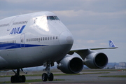 Boeing 747-481D (JA8962)