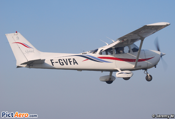 Cessna 172R Skyhawk (Aéroclub Paris-Est)