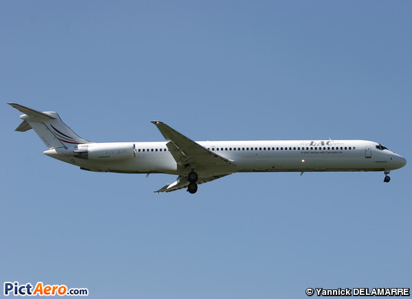 McDonnell Douglas MD-82 (DC-9-82) (Lignes aériennes Congolaises)