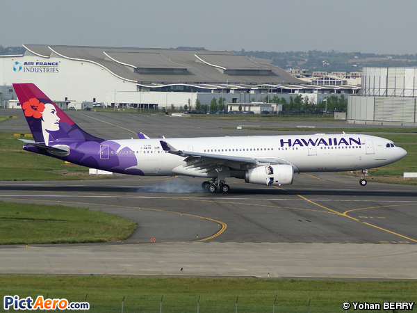 Airbus A330-243 (Hawaiian Airlines)