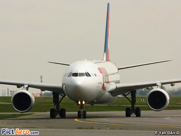 Airbus A330-223 (TAM Linhas Aéreas)