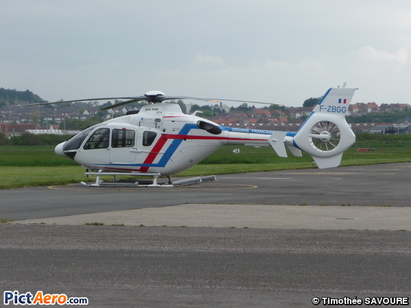 Eurocopter EC-135-T1 (France - Douane)