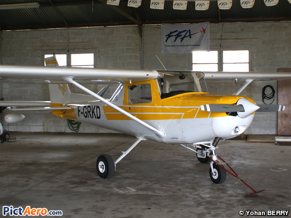 Cessna 152 (Aéro-Club su Sud E. Adam de Villiers)