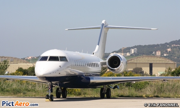 Bombardier BD-700-1A10 Global Express (Aéro Toy Store)