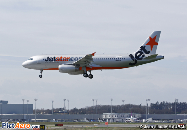 Airbus A320-212 (Jetstar.com)