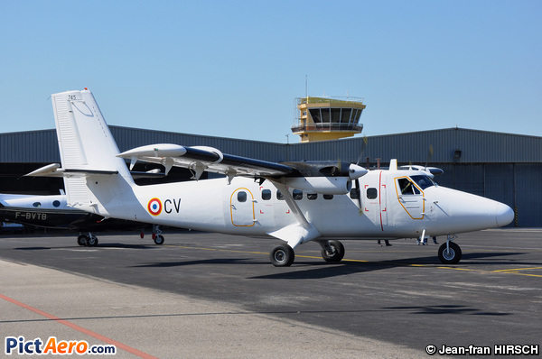 De Havilland Canada DHC-6-300 Twin Otter (France - Air Force)