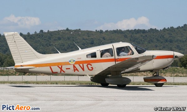 Piper PA-28-236 Dakota (Avia Sport II)