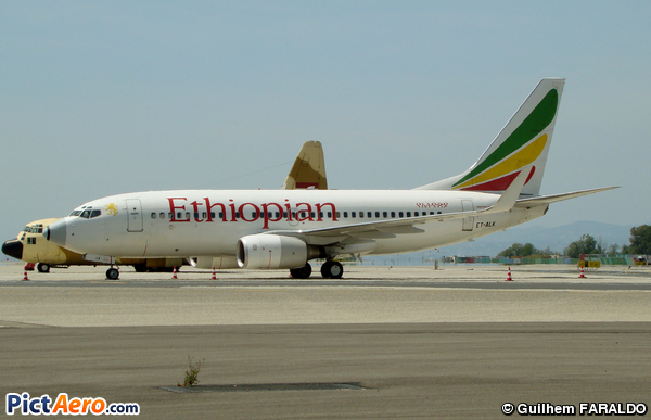 Boeing 737-76N (Ethiopian Airlines)