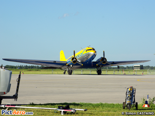 Douglas C-47B Skytrain (Vallentuna Aviatörförening)
