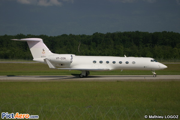 Gulfstream Aerospace G-550 (G-V-SP) (TAG Aviation UK)