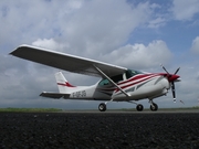 Cessna TR182 Turbo Skylane RG (F-GFJG)
