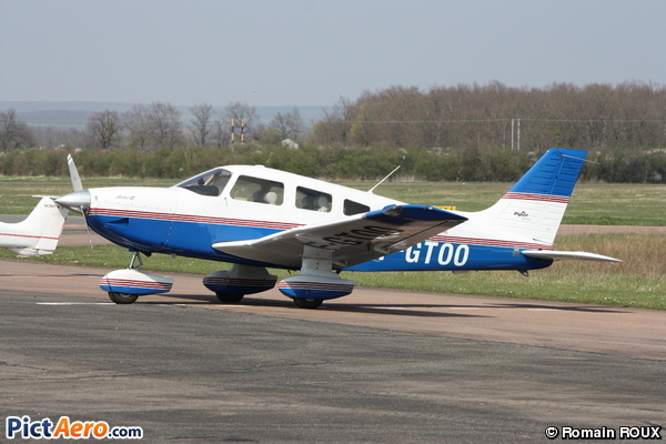 Piper PA-28-181 Archer II (Aéro Club de Chaumont)
