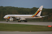 Boeing 767-2N0/ER (Z-WPF)