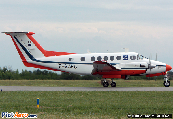 Beech Super King Air 200 (France - Direction Générale de l'Aviation Civile)