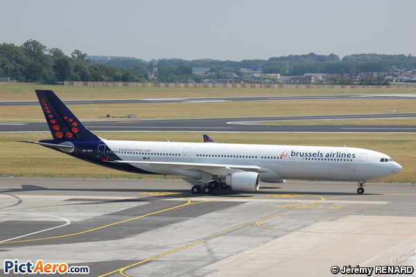 Airbus A330-322 (Brussels Airlines)