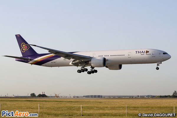 Boeing 777-35R/ER (Thai Airways International)