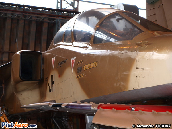 Douglas A-4SU Skyhawk (Conservatoire de l'Air et de l'Espace d'Aquitaine)