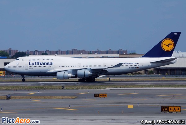 Boeing 747-430M (Lufthansa)