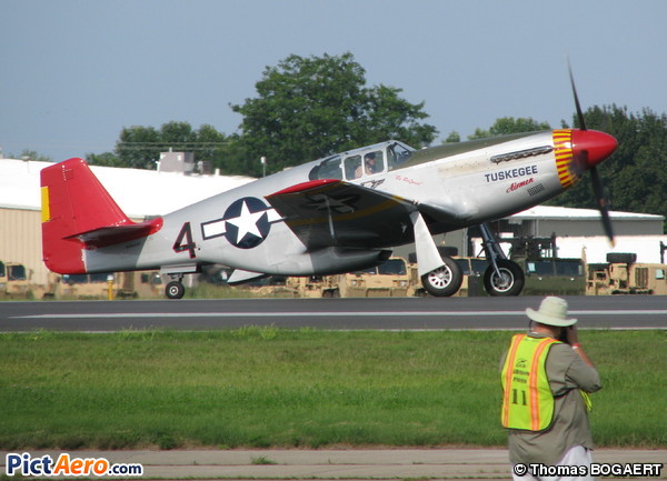 P-51C Mustang (Private / Privé)