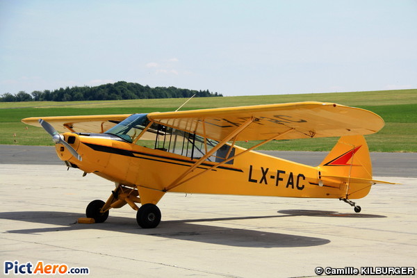 Piper PA-18-95 Super Cub (Privé)