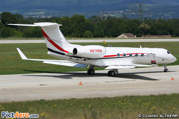 Gulfstream Aerospace G-550 (G-V-SP) (The Coca-Cola Co.)