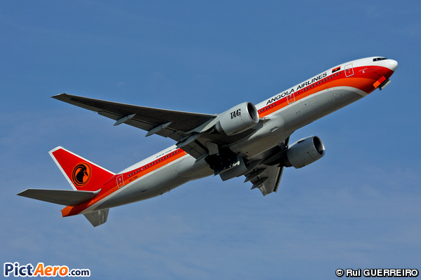 Boeing 777-2M2/ER (TAAG Angola Airlines)