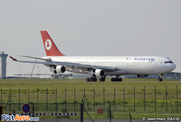 Airbus A340-313X (Turkish Airlines)