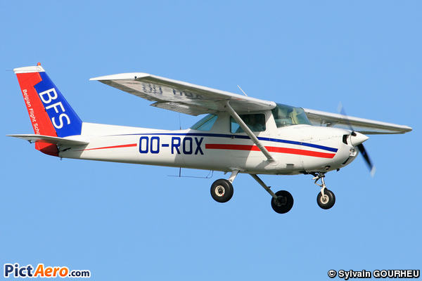 Cessna 150 (Belgian Flight School)
