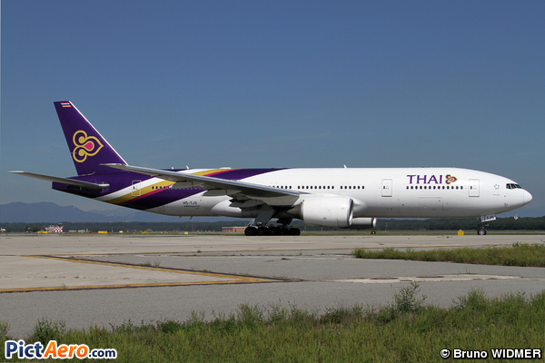 Boeing 777-2D7/ER (Thai Airways International)