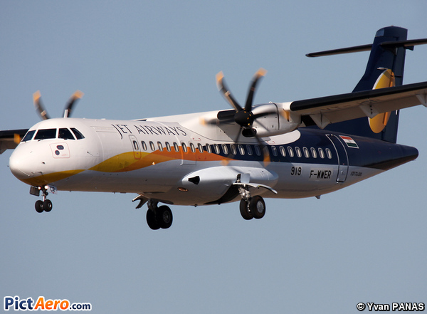 ATR 72-500 (ATR-72-212A) (Jet Airways)