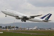 Boeing 747-468 (HZ-HM1)