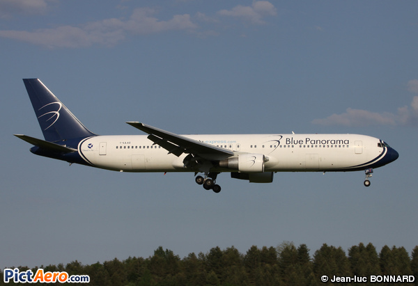 Boeing 767-330/ER (Blue Panorama Airlines)