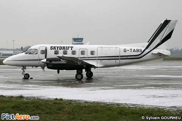 Embraer EMB-110 Bandeirante (Skydrift)