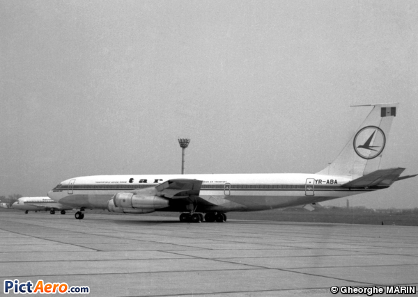 Boeing 707-3K1C (Tarom - Romanian Air Transport)
