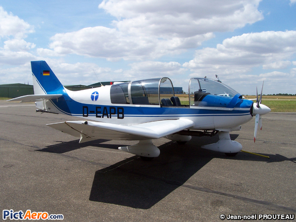 Robin DR-400-180 R (Centre de vol à voile de Chartres)