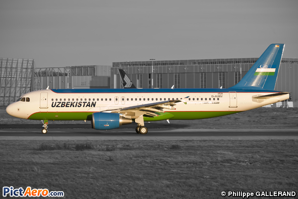 Airbus A320-214 (Uzbekistan)