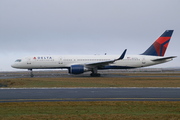Boeing 757-2Q8