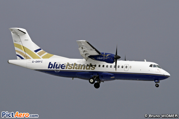 ATR 42-300 (Blue Islands)