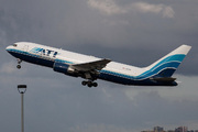 Boeing 767-223/SF (N761CX)